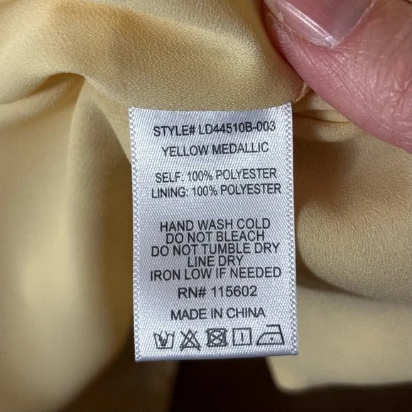 Lush Open Back Tie Waist Halter Maxi Dress in Medallion Print Yellow, Sz S NWT - Picture 8 of 10